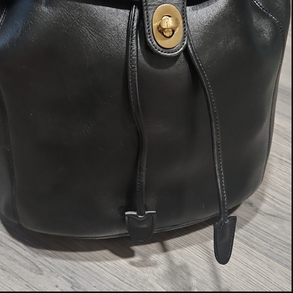 RARE EUC Black Vintage XL Coach Leather Backpack - Picture 4 of 12